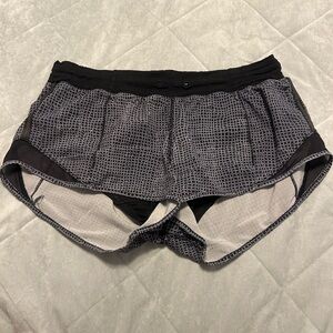 Lululemon Athletica Hotty Hot 2” inseam Shorts